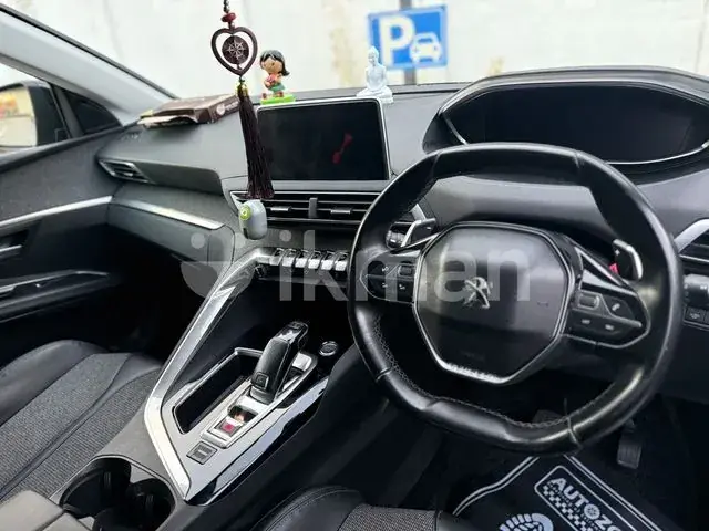 Peugeot 5008 2018 photo 4