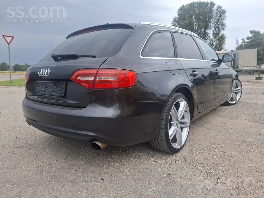 Audi A4 2013 photo 4