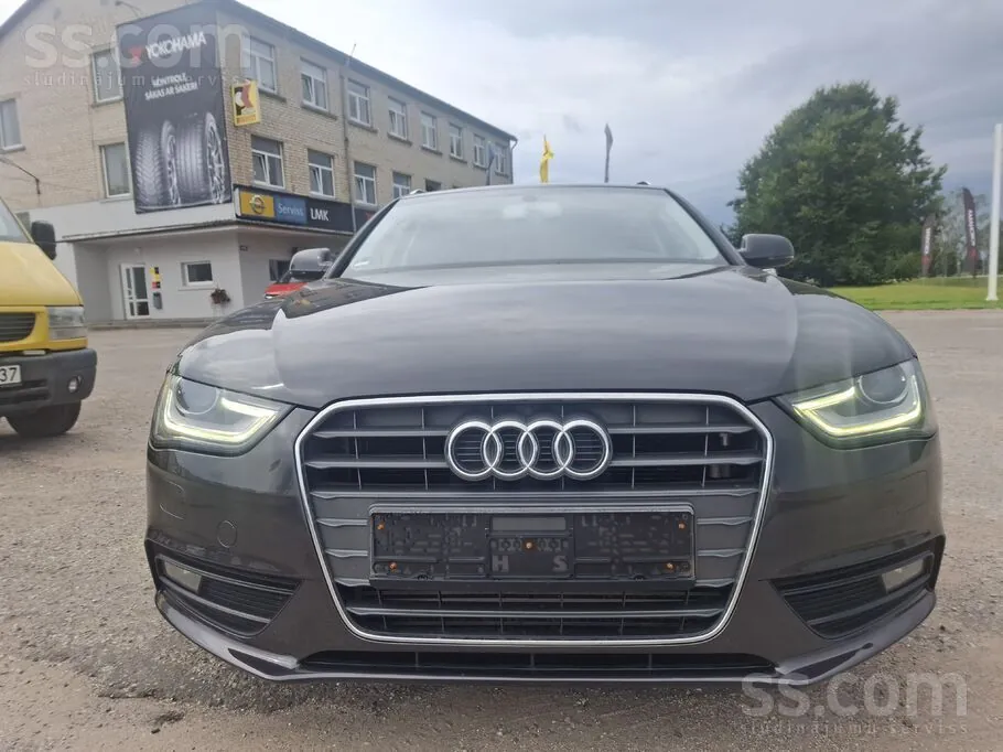 Audi A4 2013 photo 3