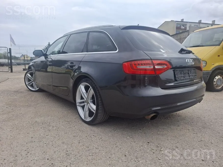 Audi A4 2013 photo 5