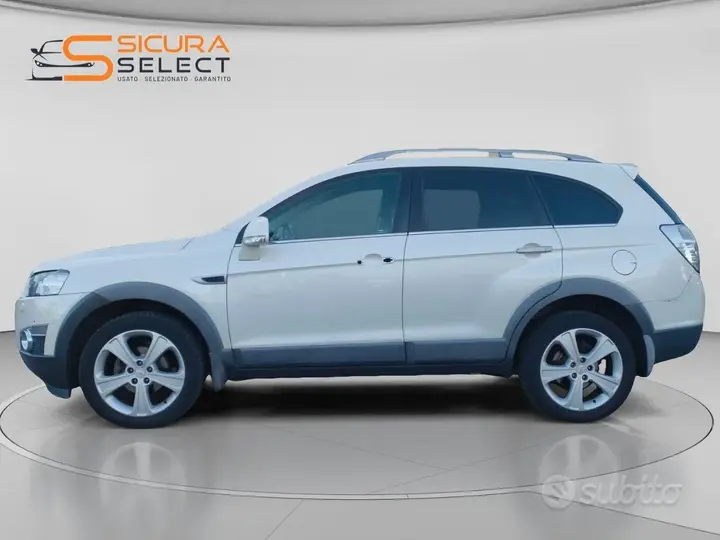 Chevrolet Captiva 2012 photo 2