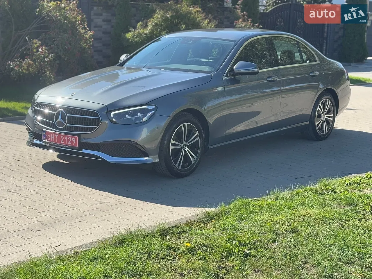 Mercedes-Benz E-Class 2023 photo 2