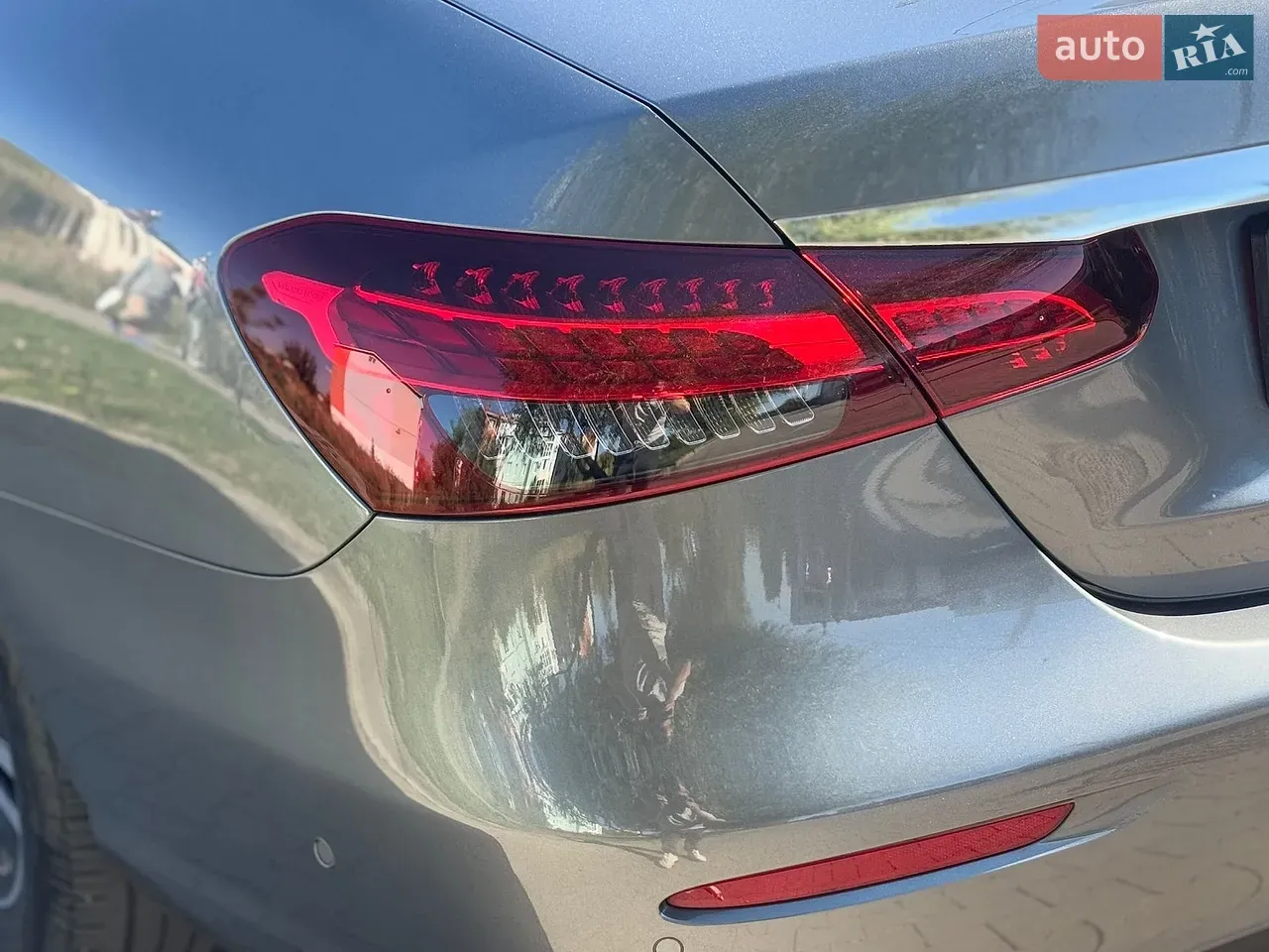 Mercedes-Benz E-Class 2023 photo 4