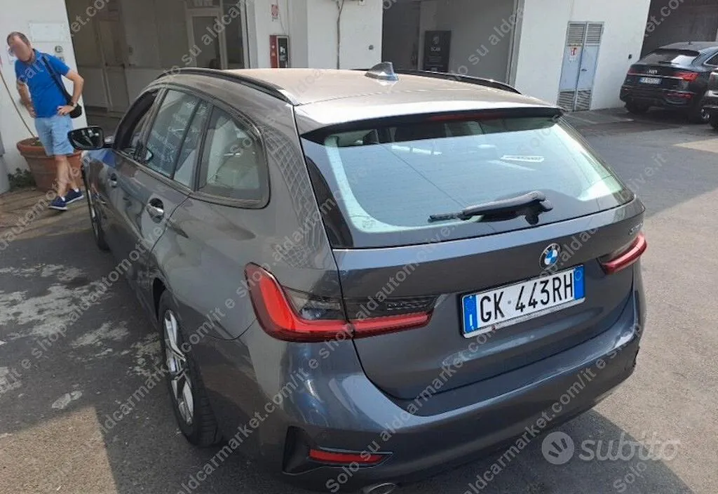BMW 318D 2022 photo 4