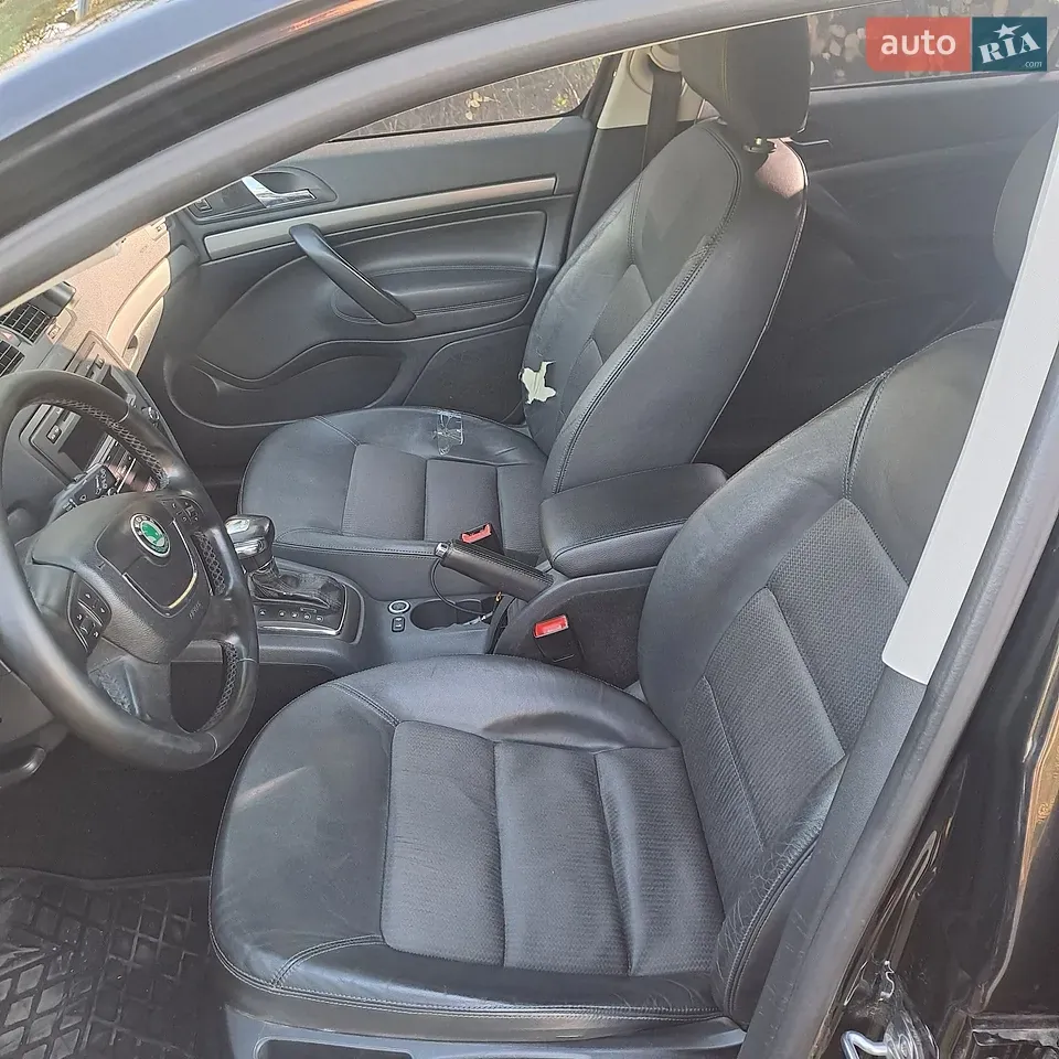 Skoda Octavia 2009 photo 5