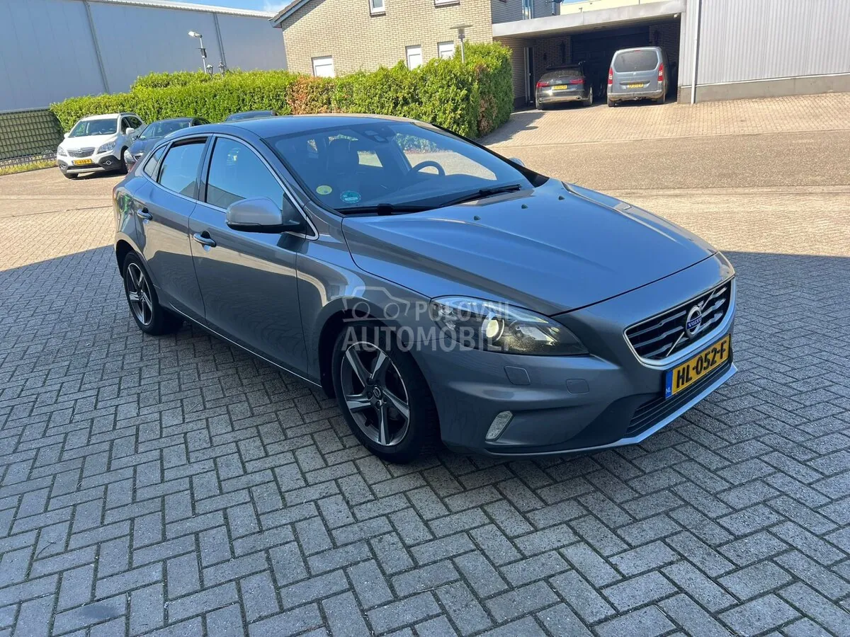 Volvo V40 2015 photo 3