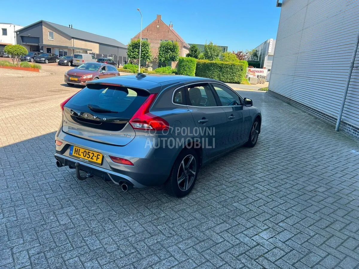 Volvo V40 2015 photo 4