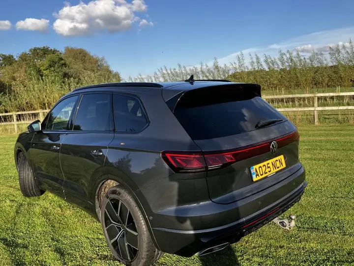 Volkswagen Touareg 2025 photo 3
