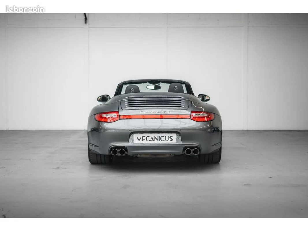 Porsche 911 2011 photo 4