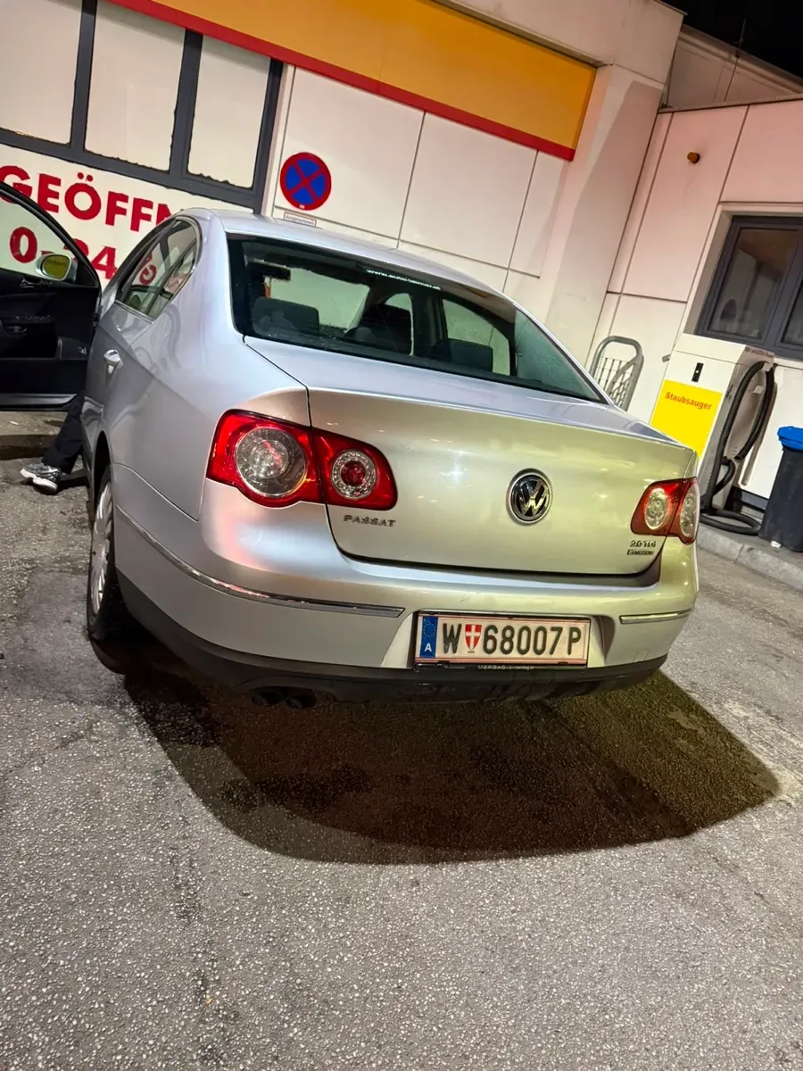 Volkswagen Passat 2008 photo 2