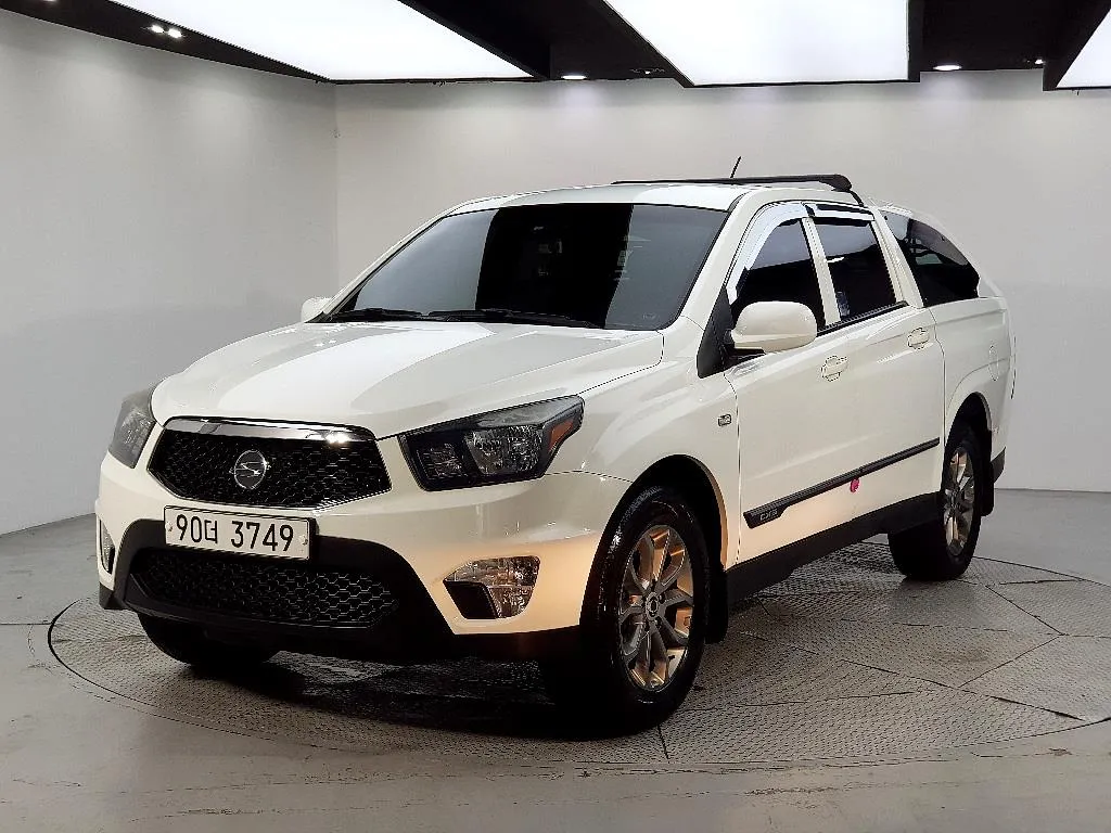 KG Mobility Korando Sports