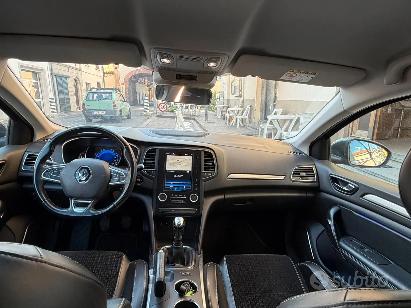 Renault Megane 2017 photo 4