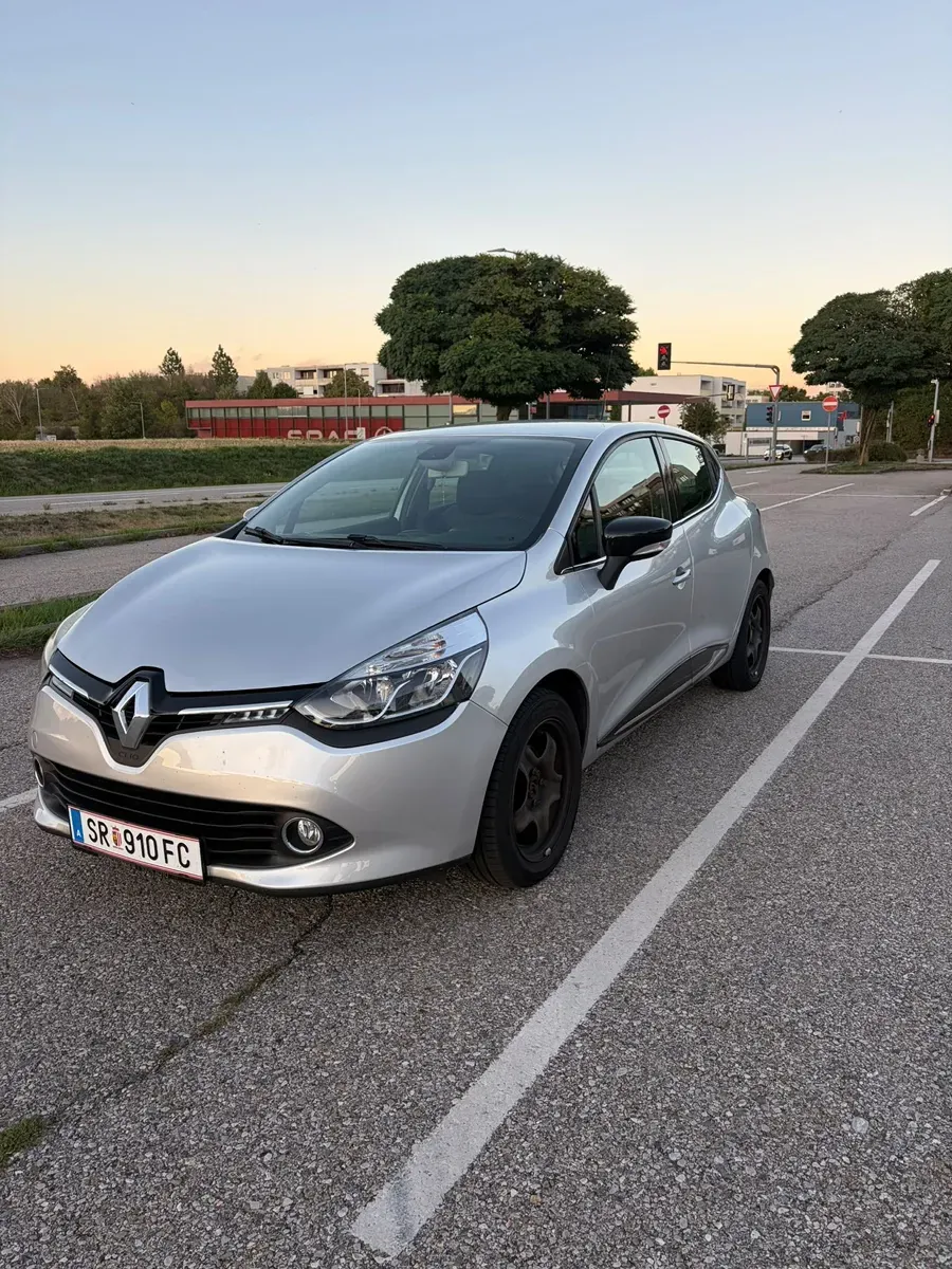 Renault Clio 2014 photo 2