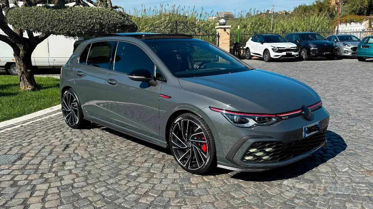 Volkswagen Golf 8 Gti 2020 photo 2