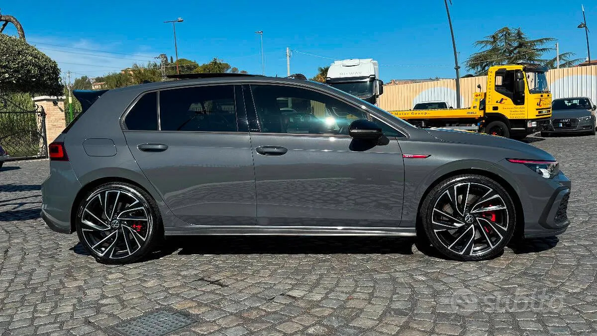 Volkswagen Golf 8 Gti 2020 photo 3