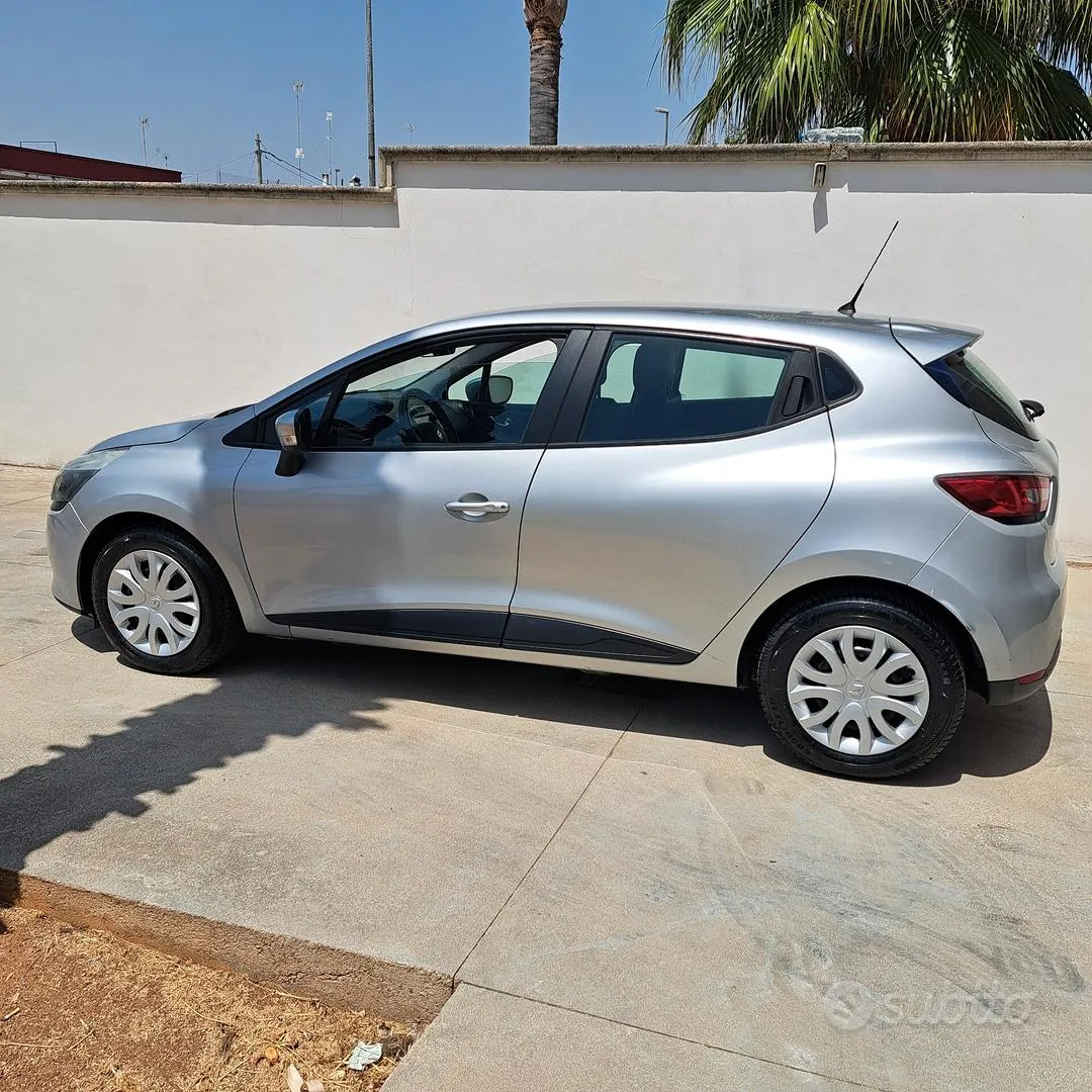 Renault Clio 2015 photo 3
