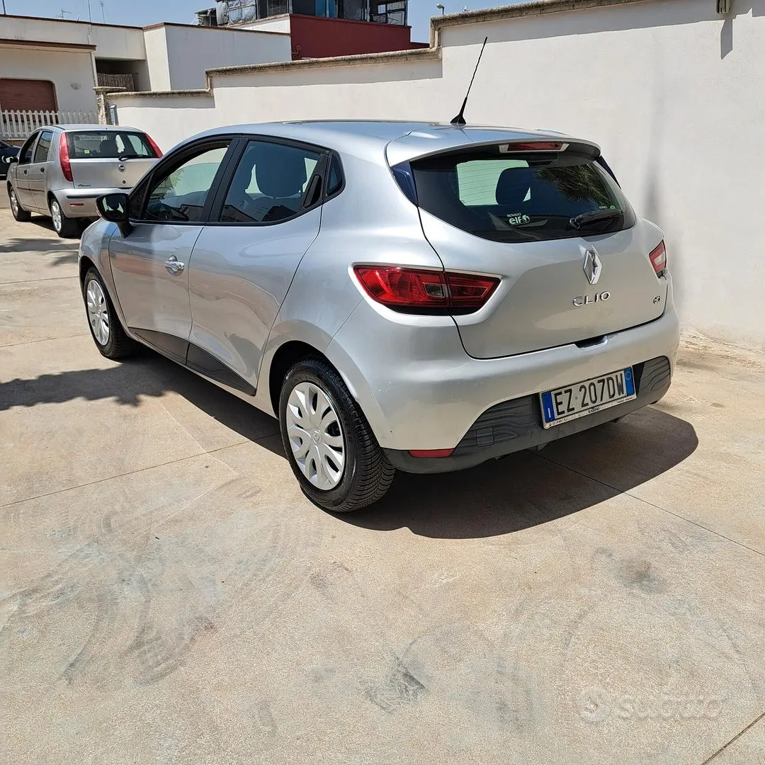 Renault Clio 2015 photo 4