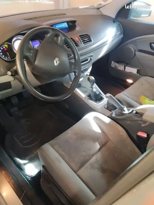 Renault Megane 2009 photo 3