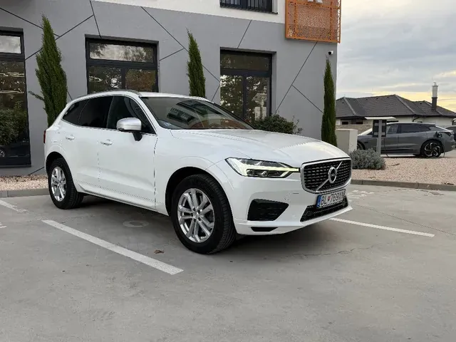 Volvo Xc60 2018 photo 2