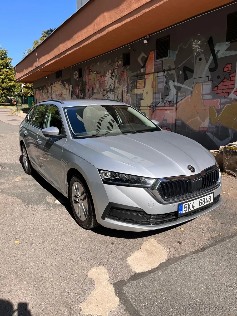 Skoda Octavia 2021 photo 3