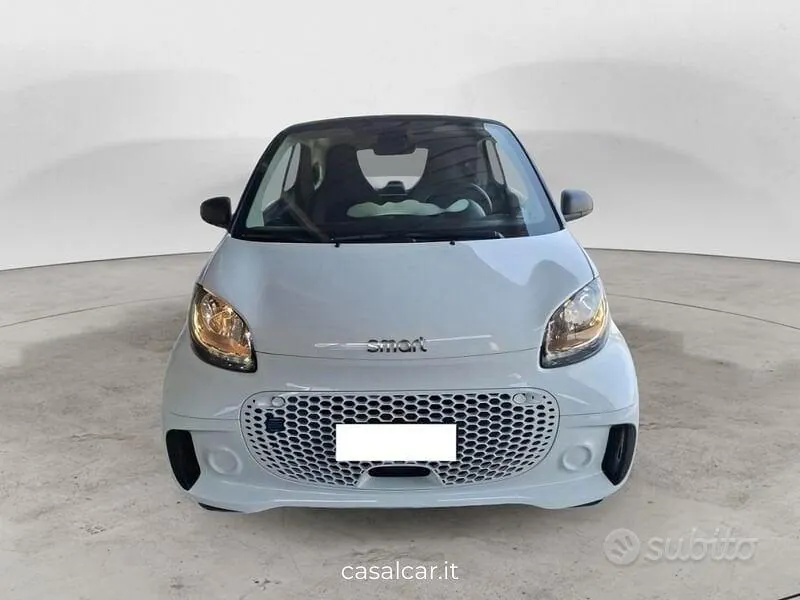 Smart Fortwo 2022 photo 2