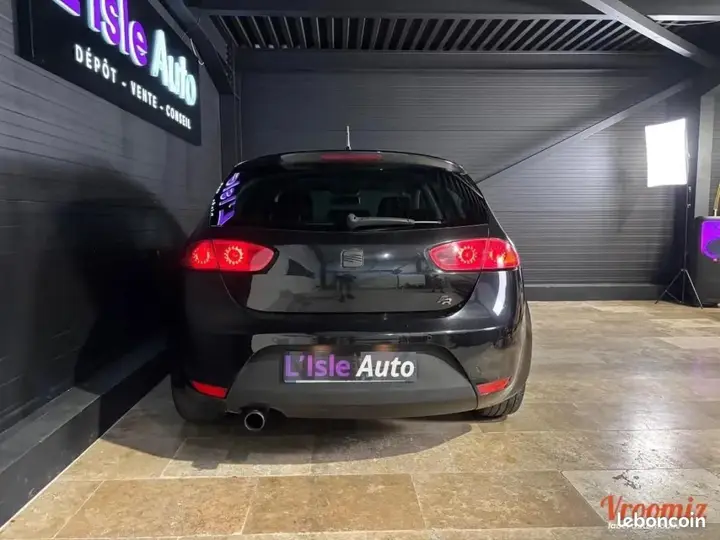 Seat Leon 2011 photo 4
