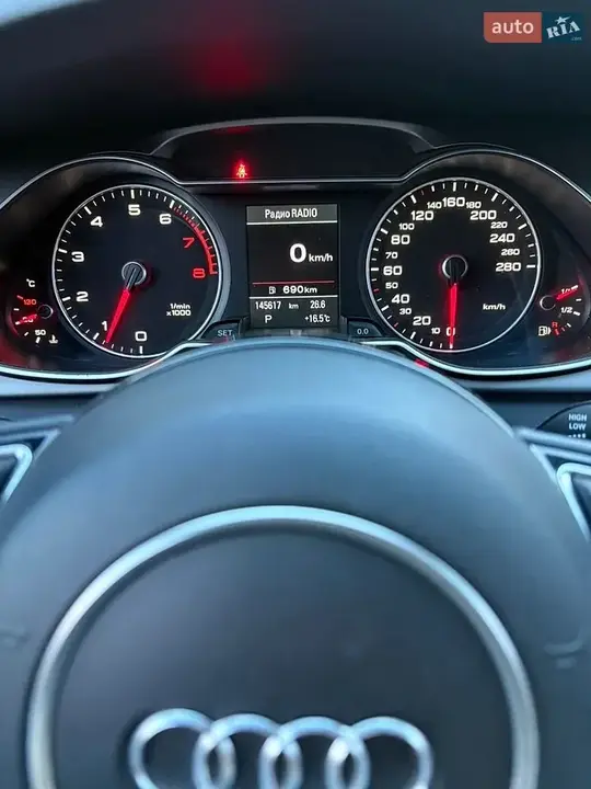 Audi A4 2012 photo 3