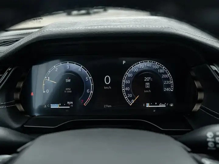 Jeep Grand Cherokee 2026 photo 4