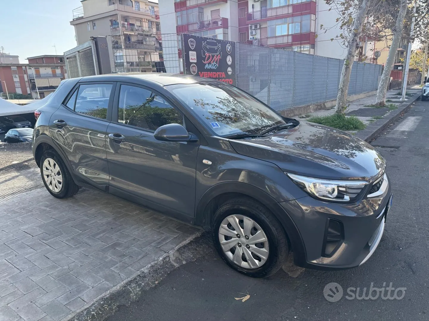 Kia Stonic 2022 photo 2