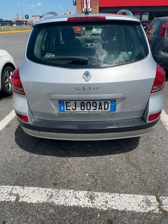 Renault Clio 2012 photo 2