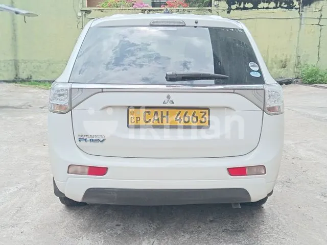 Mitsubishi Outlander 2015 photo 4
