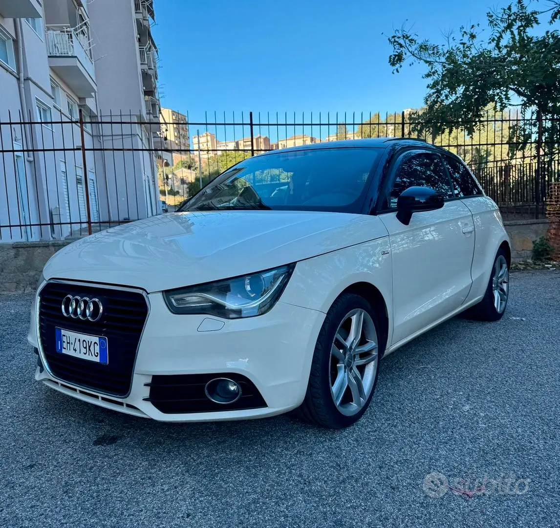 Audi A1 2011 photo 2