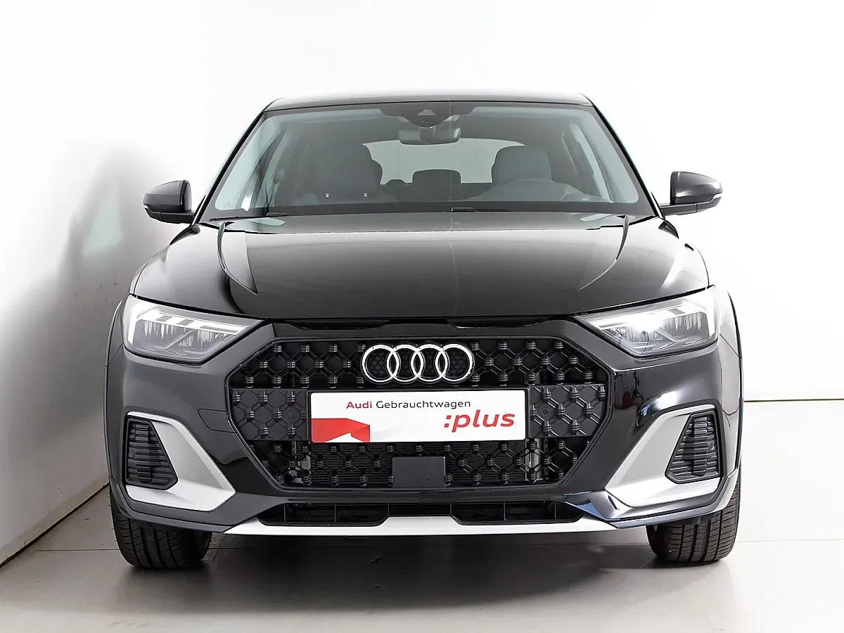Audi A1 2025 photo 3