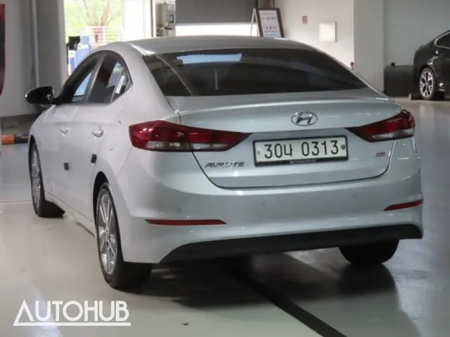 Hyundai Avante 2016 photo 4