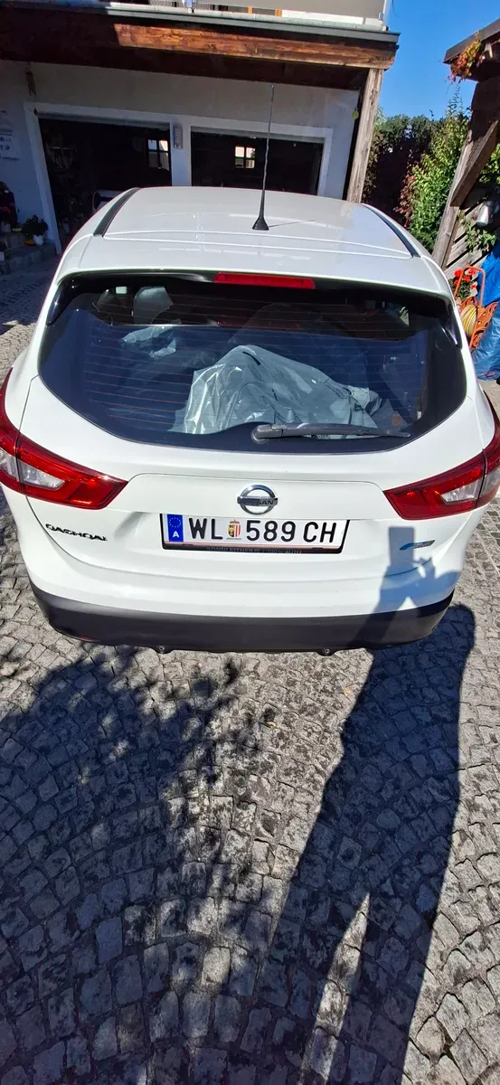 Nissan Qashqai 2014 photo 3