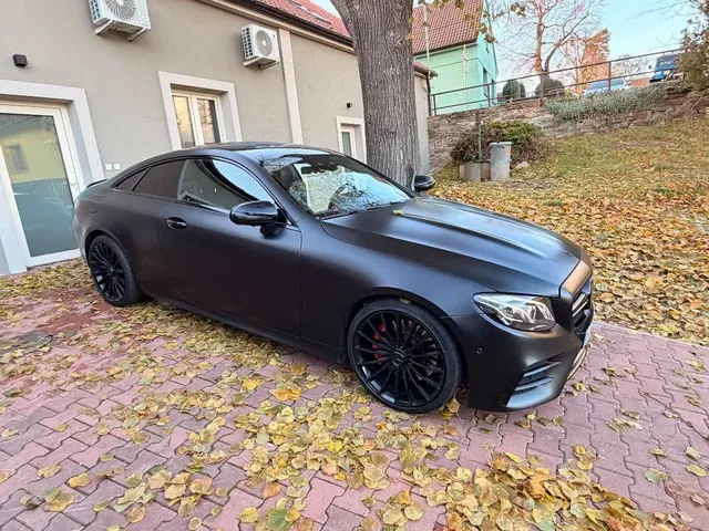 Mercedes-Benz E Trieda Kupé 2019 photo 4