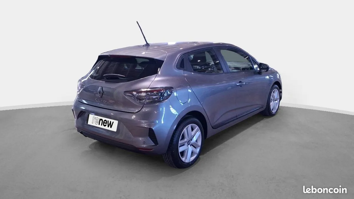 Renault Clio 2025 photo 2