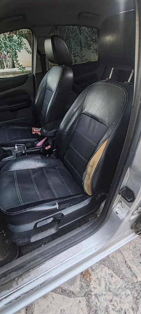 Ford Focus 2008 photo 4