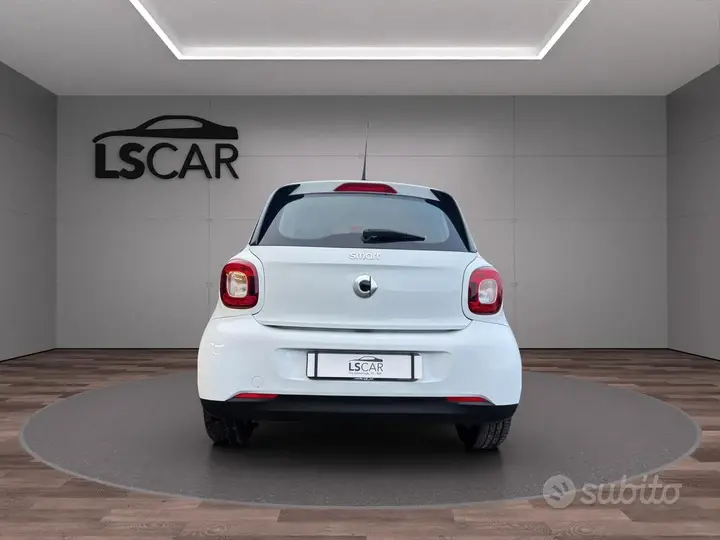 Smart Forfour 2017 photo 4