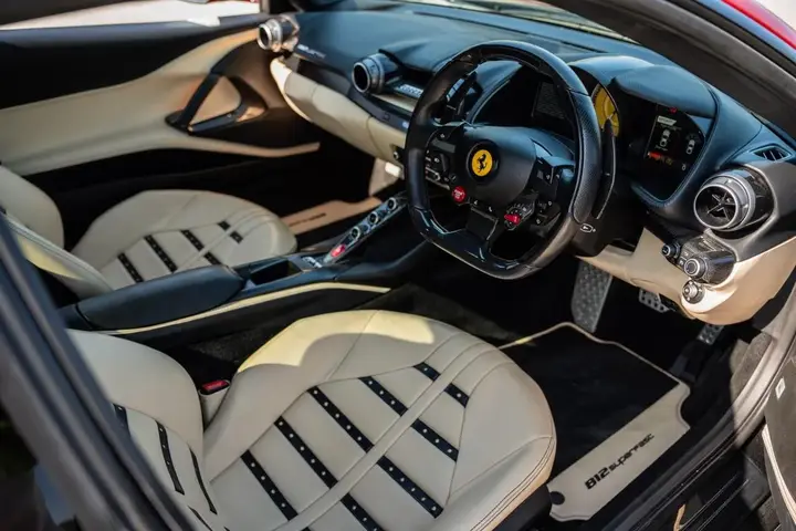 Ferrari 812 Superfast 2019 photo 3