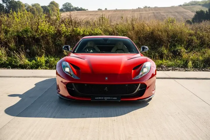 Ferrari 812 Superfast 2019 photo 4