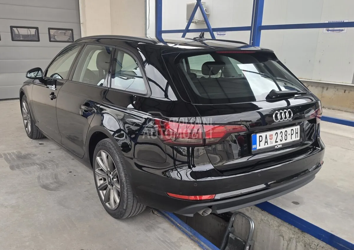 Audi A4 2016 photo 4