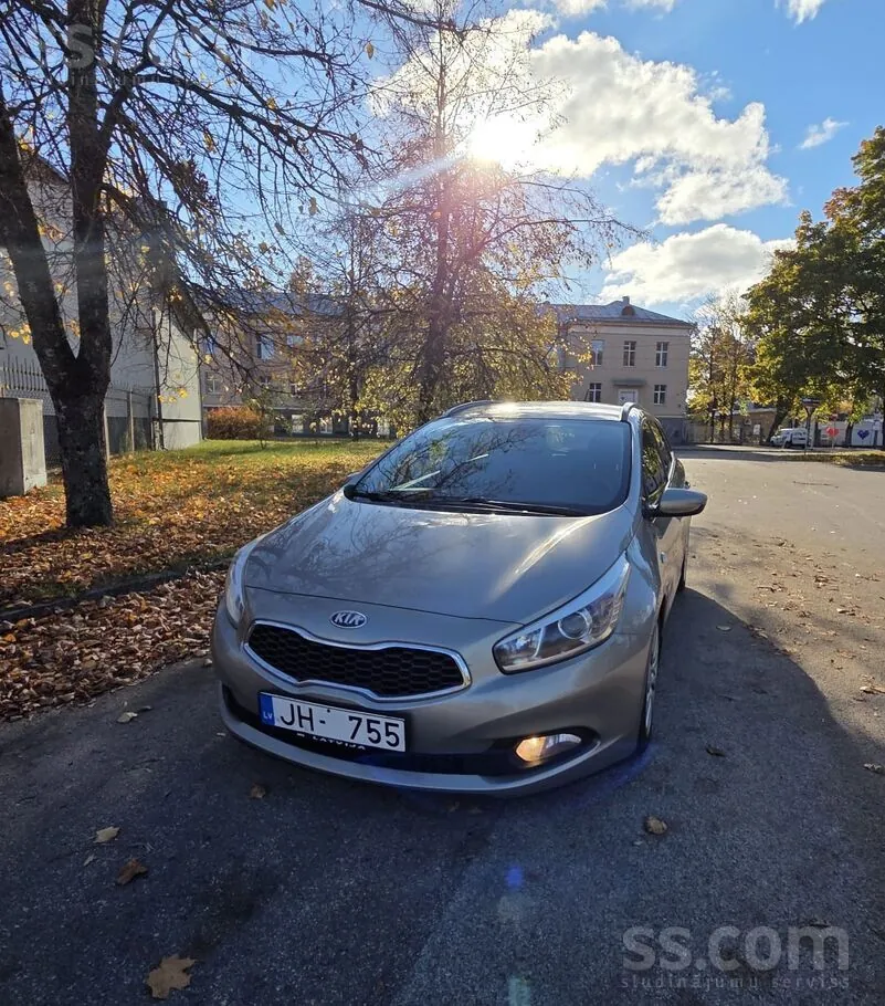 Kia Ceed 2013 photo 3