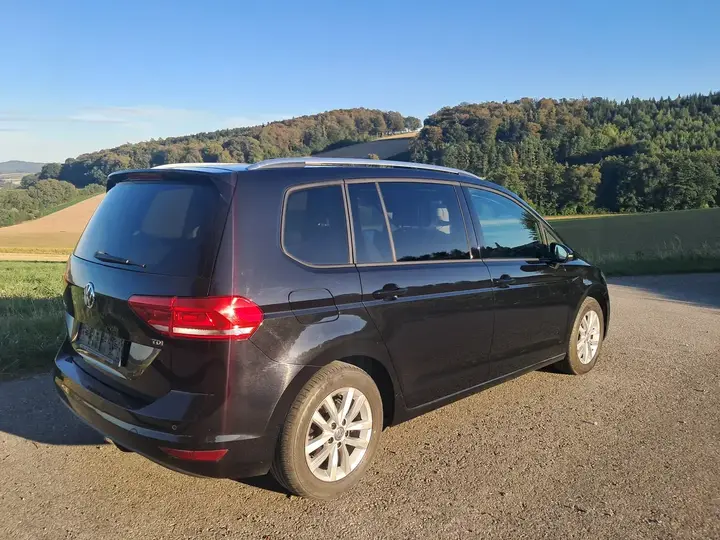 Volkswagen Touran 2016 photo 3