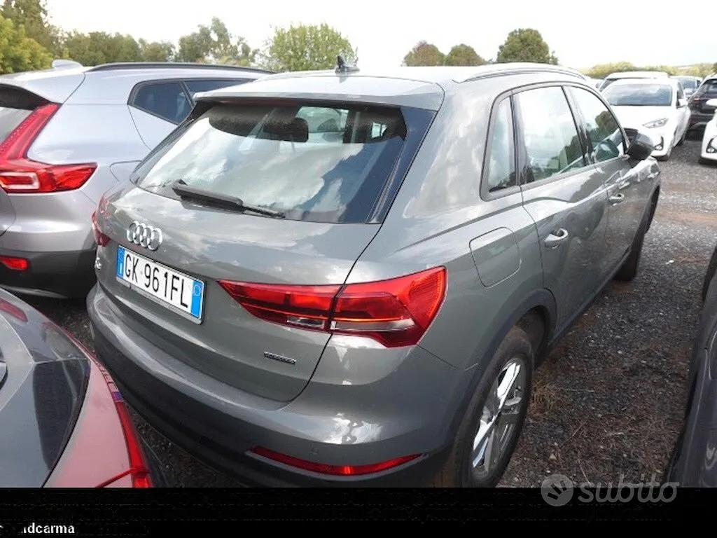 Audi Q3 2022 photo 4