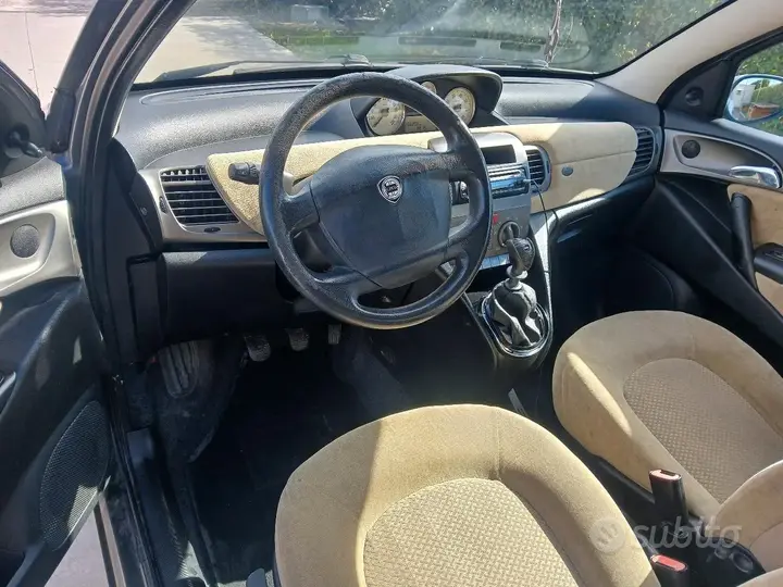 Lancia Ypsilon 2005 photo 4