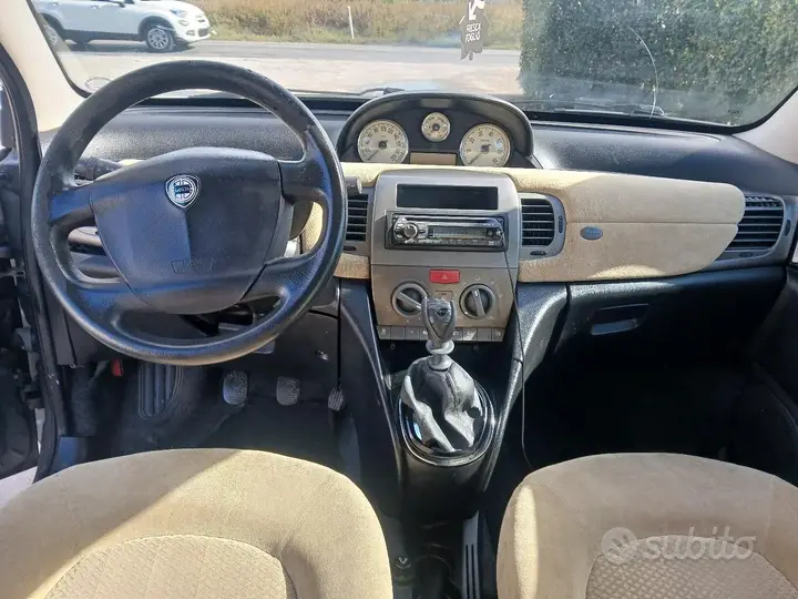 Lancia Ypsilon 2005 photo 5