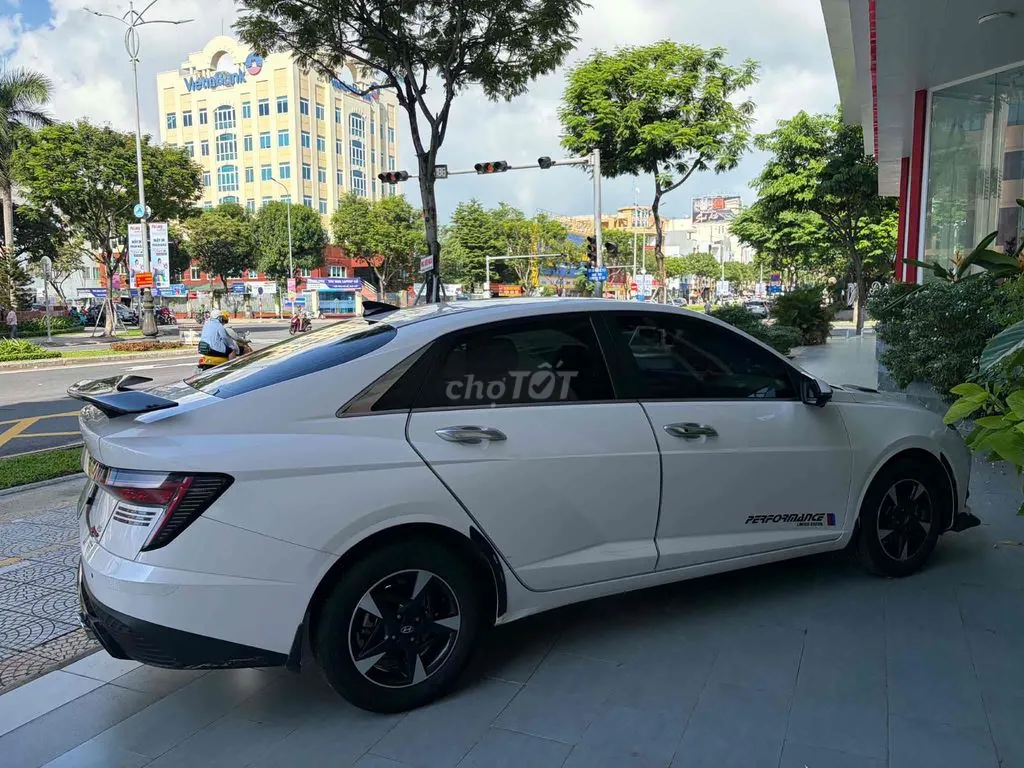 Hyundai Accent 2025 photo 3