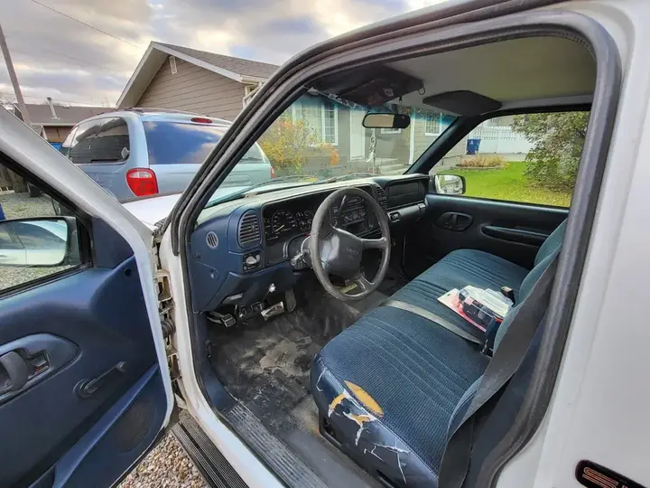 GMC Sierra 1500 1998 photo 3