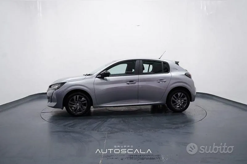 Peugeot 208 2022 photo 3